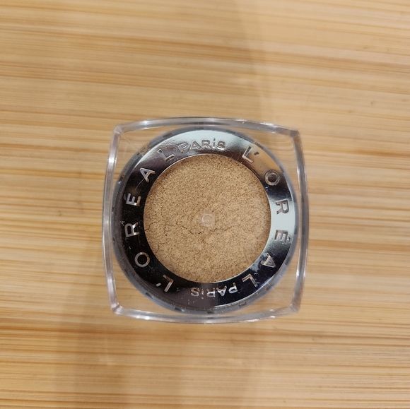 **Free with Bundle** L’Oreal Infallible Eyeshadow, Eternal Sunshine - Picture 5 of 5